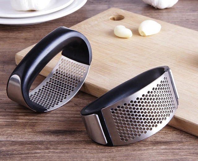 Stainless Steel Garlic Press Rocker – Manual Garlic Crusher, Mincer & Squeezer Kitchen Tool